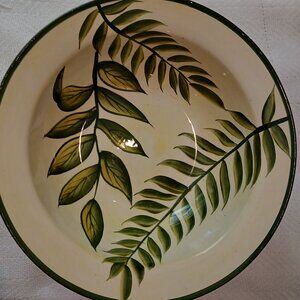 BLOCK Basics foliage dish with stand.